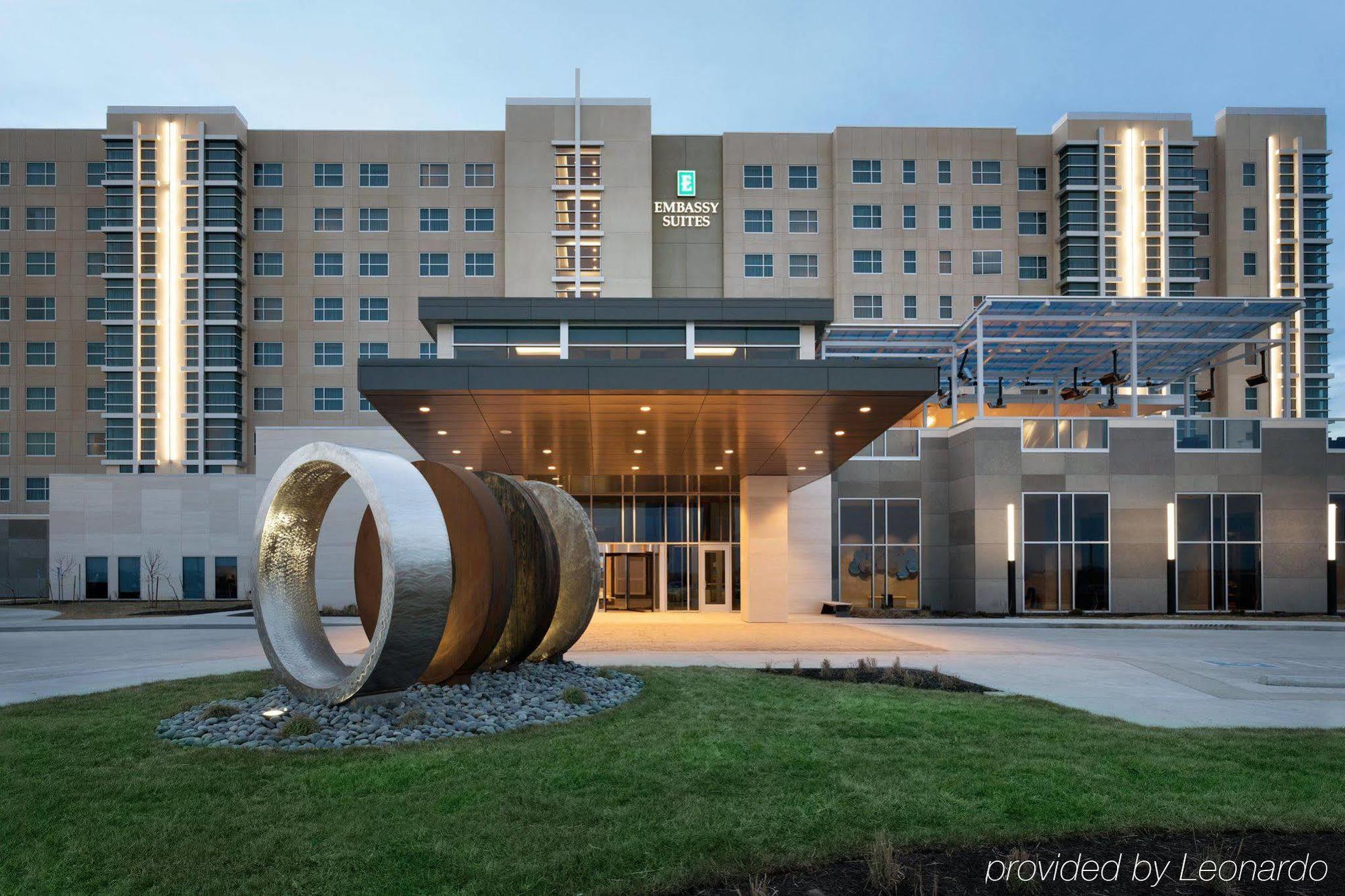 Embassy Suites By Hilton Kansas City Olathe Esterno foto